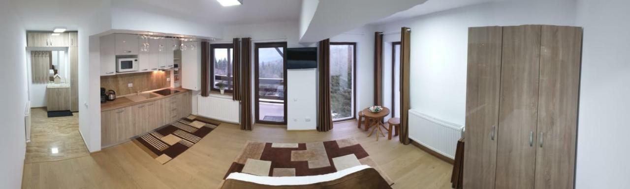 Nature House Predeal Exterior photo